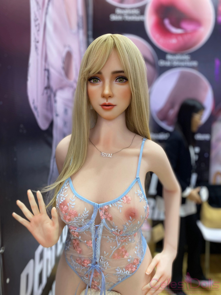 2024 Shanghai API Expo SE Doll 1