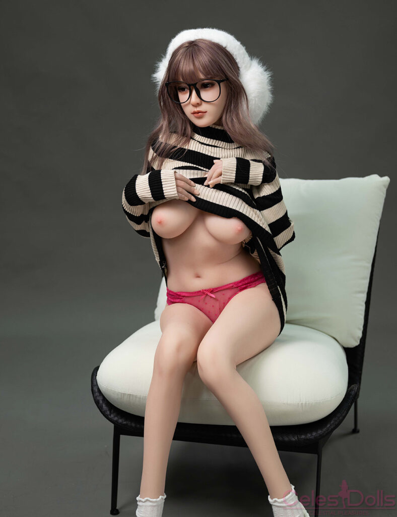 DreamaDolls Hybrid 149D Erica 2