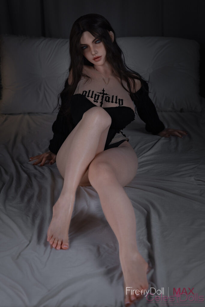 Firefly Diary Doll Silicone 160Max Mary Bed (1)