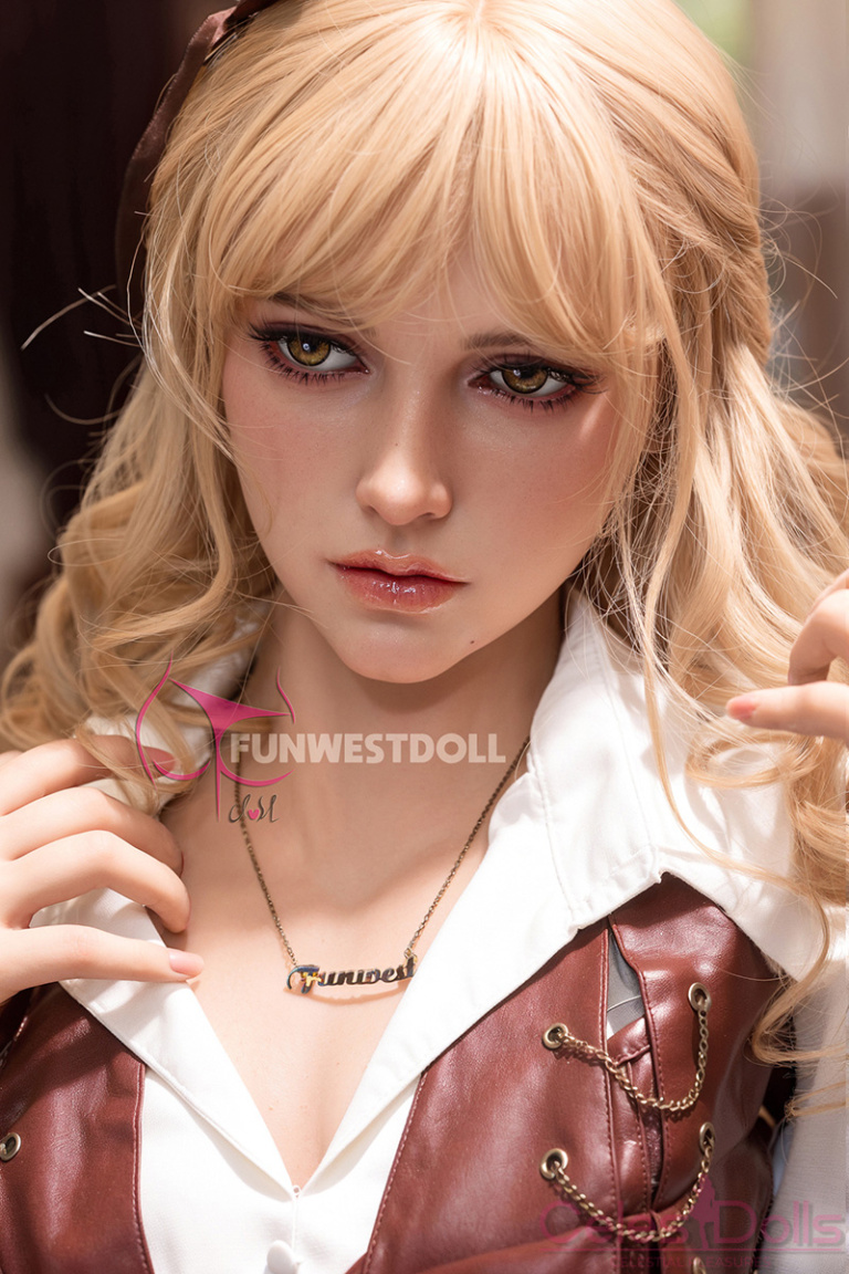 Funwest Doll 157cm Bella Makeup 3