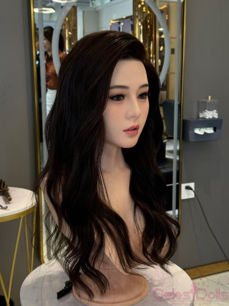 Gynoid Doll Model 21 Joey Implanted Hair 2