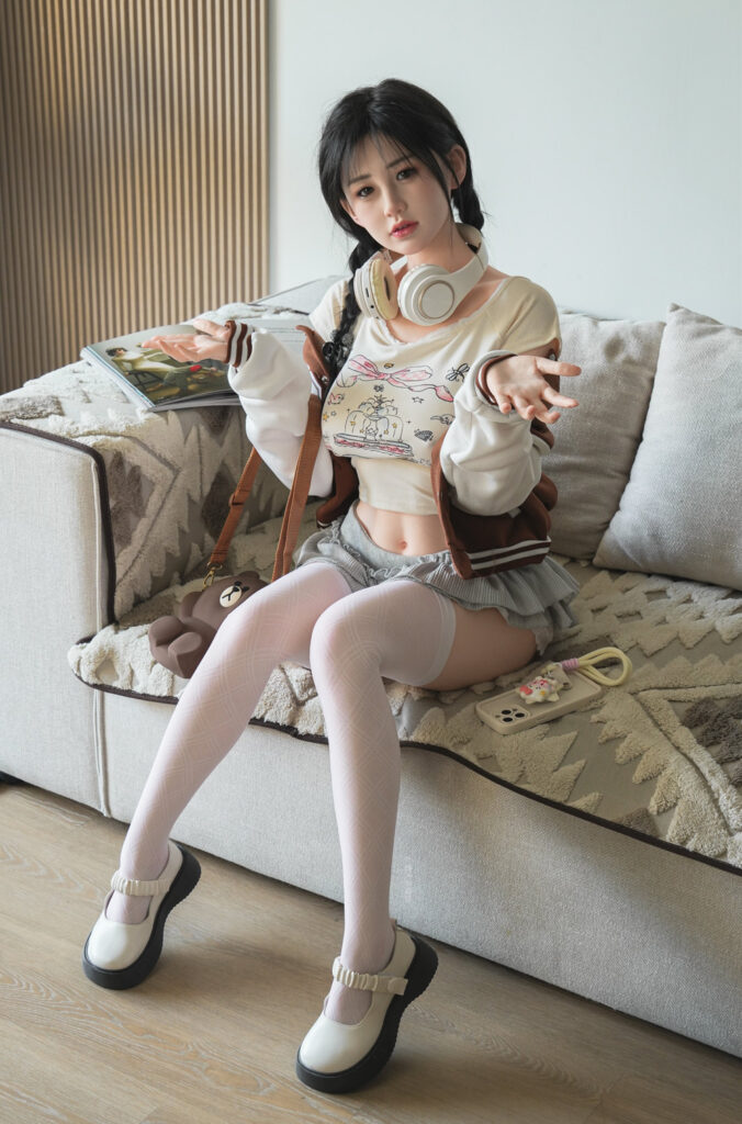 Gynoid Doll Model 23 160cm Vivi aidajin 1