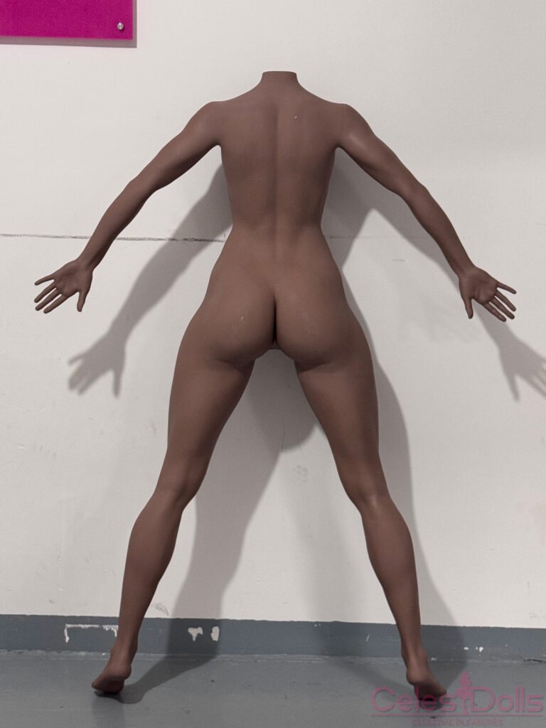 IDO Doll Upcoming Muscular Body 4
