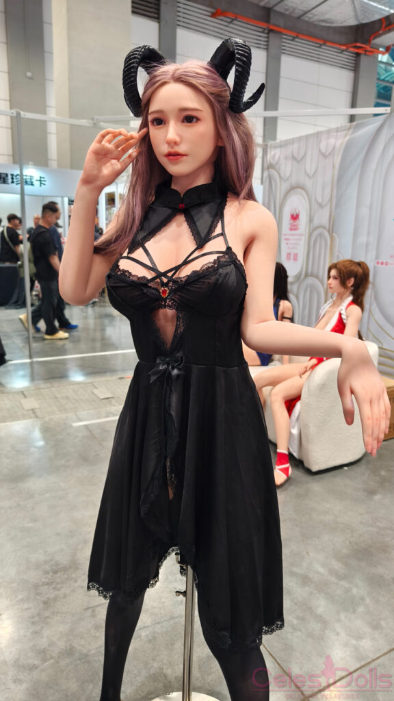 Juicy Made Doll TRE 2025 Expo 4