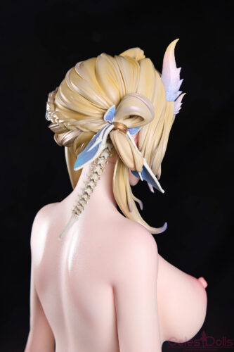 Kagami Doll Figure (16)