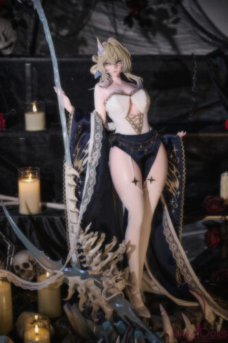 Kagami Doll Figure (18)