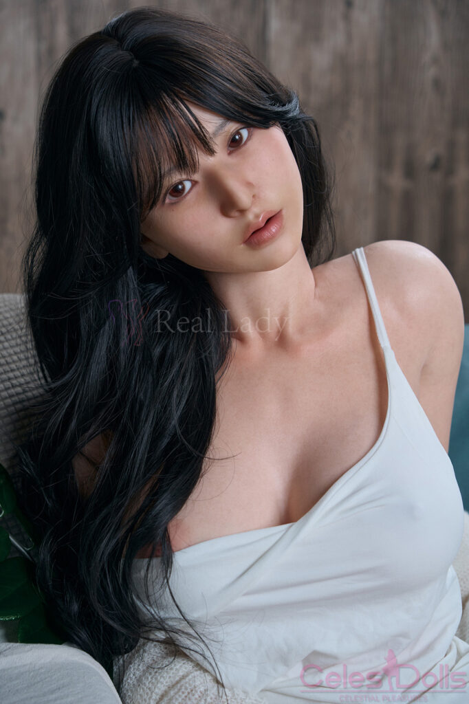 Real Lady Doll R7 Teaser