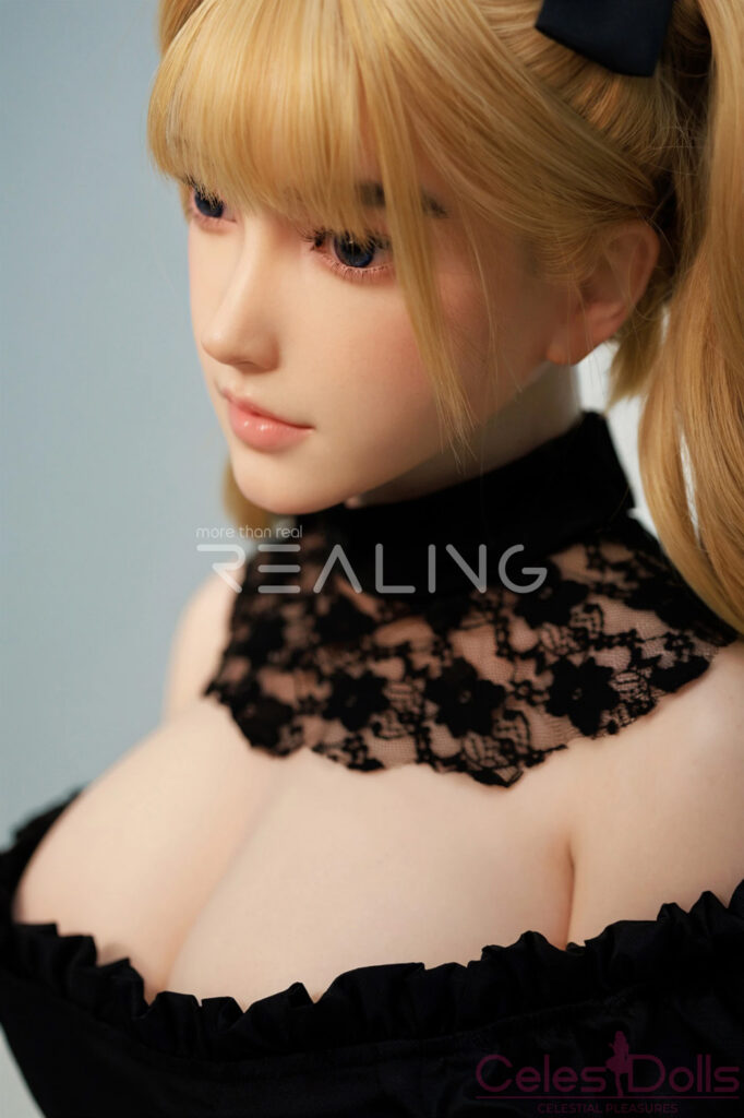 Realing Doll Ani Cosplay 1