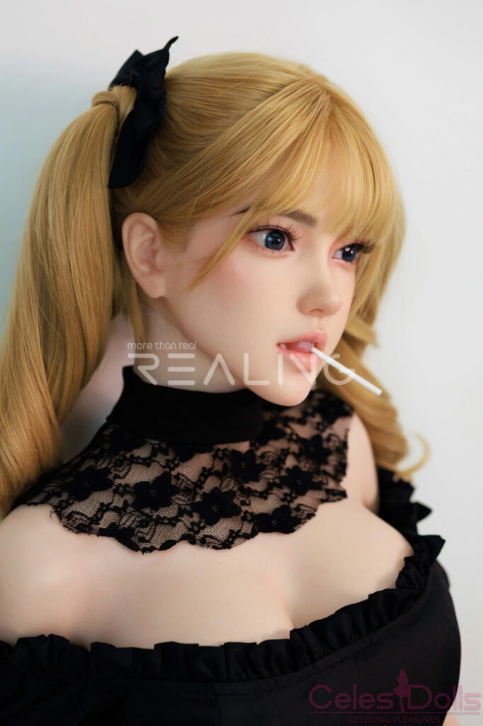 Realing Doll Ani Cosplay