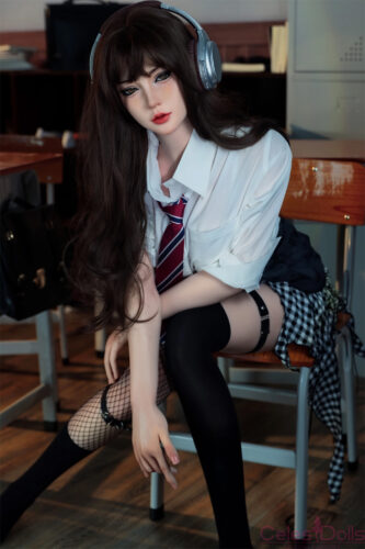 WSG Doll Silicone 162G Schoolgirl (1)