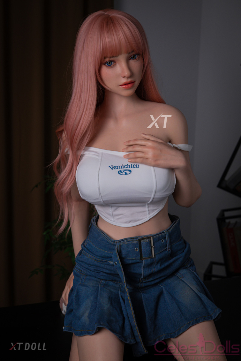 XT Doll Silicone 165cm Sophia 2