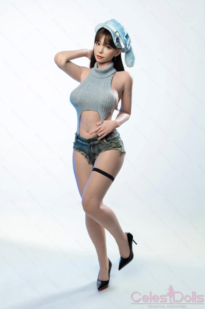Zucki Bezlya Silicone 155cm Ai Uehara Replica Doll 2