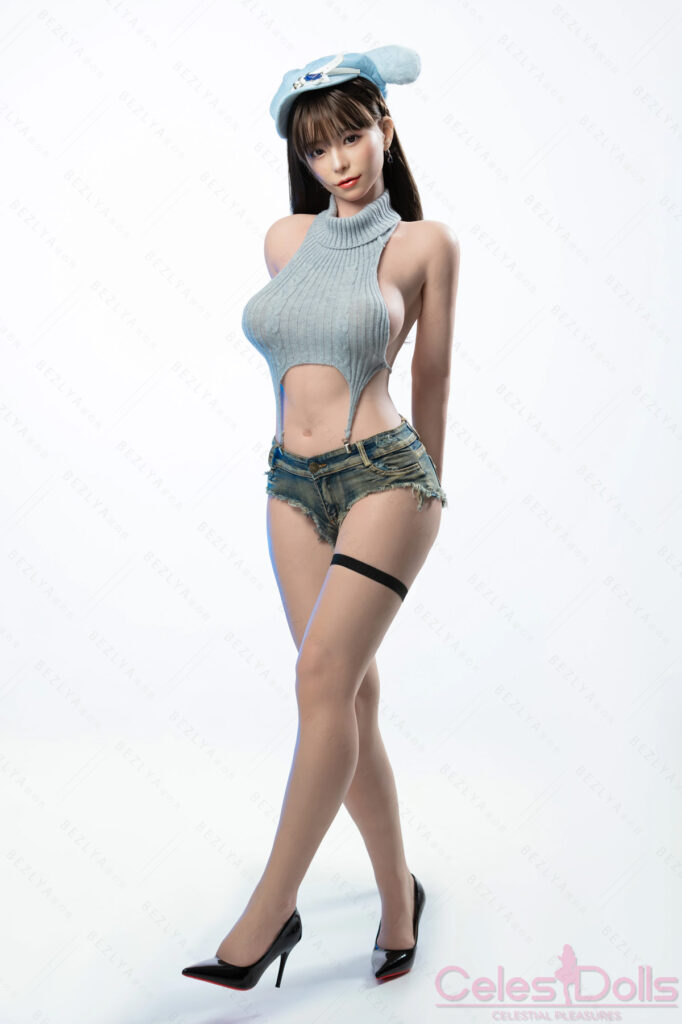 Zucki Bezlya Silicone 155cm Ai Uehara Replica Doll 3